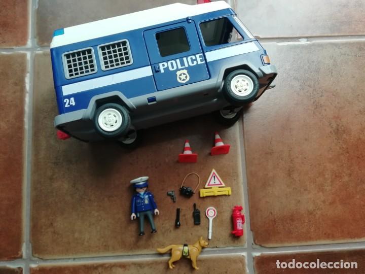 furgon de policia playmobil