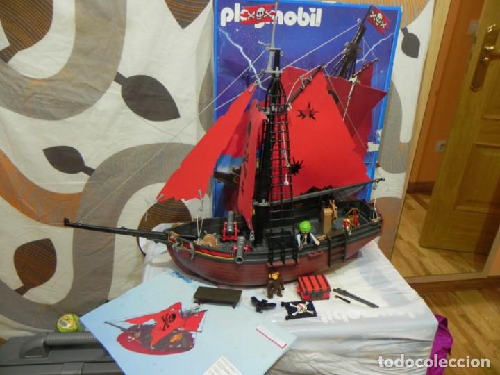 Playmobil: PLAYMOBIL - BARCO CORSARIO -LA CAJA ESTA UN POCO ESTROPEADA-SE VENDE LO QUE SE VE EN LAS FOTOS.