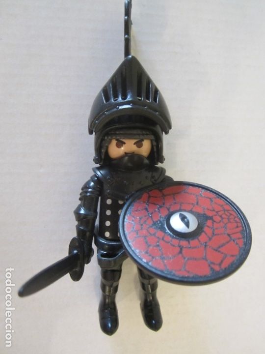Playmobil: PLAYMOBIL CABALLERO NEGRO - Foto 1
