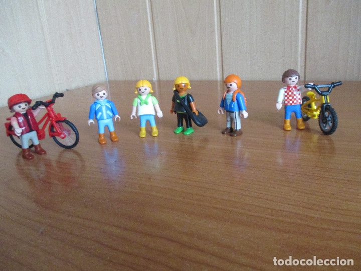 Playmobil: PLAYMOBIL: LOTE NI&Ntilde;OS Y BICICLETAS