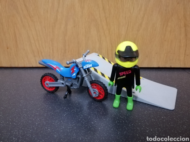  Playmobil  4416 moto  ktm  motocicleta piloto ramp Vendido 