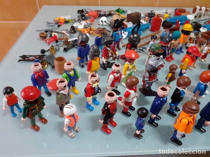 Playmobil: Lote de 105 cliks de Playmobil + complementos + animales.Distintas &eacute;pocas. - Foto 7