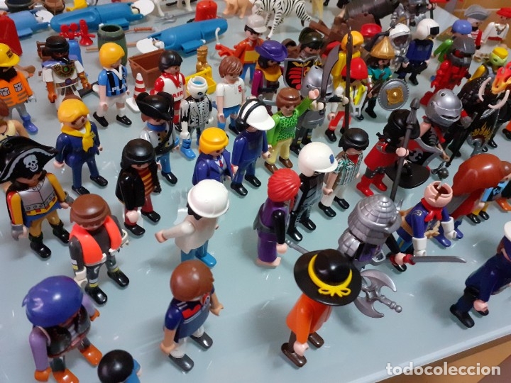 Playmobil: Lote de 105 cliks de Playmobil + complementos + animales.Distintas &eacute;pocas. - Foto 9