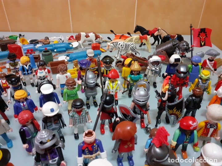 Playmobil: Lote de 105 cliks de Playmobil + complementos + animales.Distintas &eacute;pocas. - Foto 20