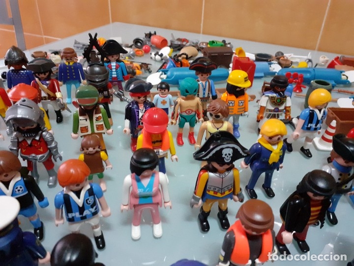 Playmobil: Lote de 105 cliks de Playmobil + complementos + animales.Distintas &eacute;pocas. - Foto 25