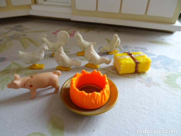 Playmobil: PLAYMOBIL - GALLINAS, CERDITO, PAJA Y SOMBRERO CON PELO PELIRROJO