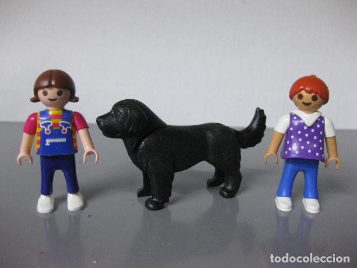 Playmobil: playmobil PERRO CON NI&Ntilde;AS CIUDAD LT1 - Foto 1