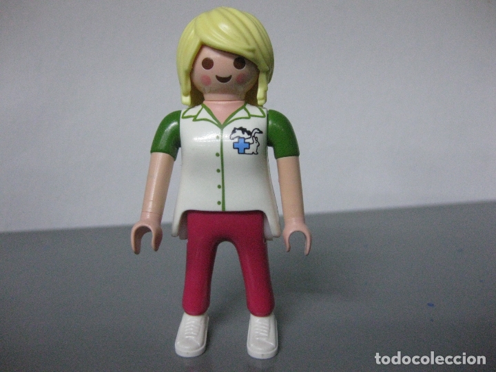 playmobil chica rubia