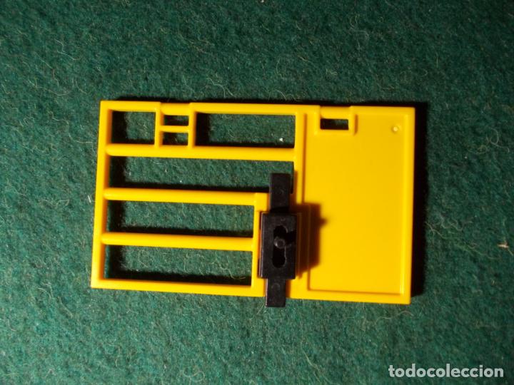Playmobil: PIEZA PLAYMOBIL PUERTA - Foto 1