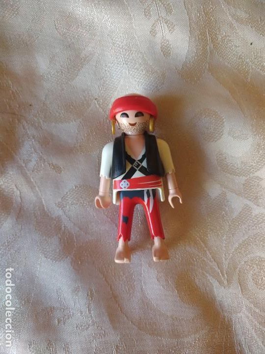 Playmobil: pirata mu&ntilde;eco playmobil