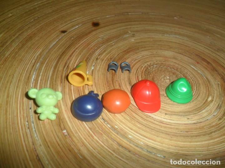 Playmobil: LOTE PLAYMOBIL - ACCESORIOS NI&Ntilde;OS - 4 SOMBREROS O GORRAS, HOMBRERAS PATIN, OSITO Y CUCURUCHO CHUCHES