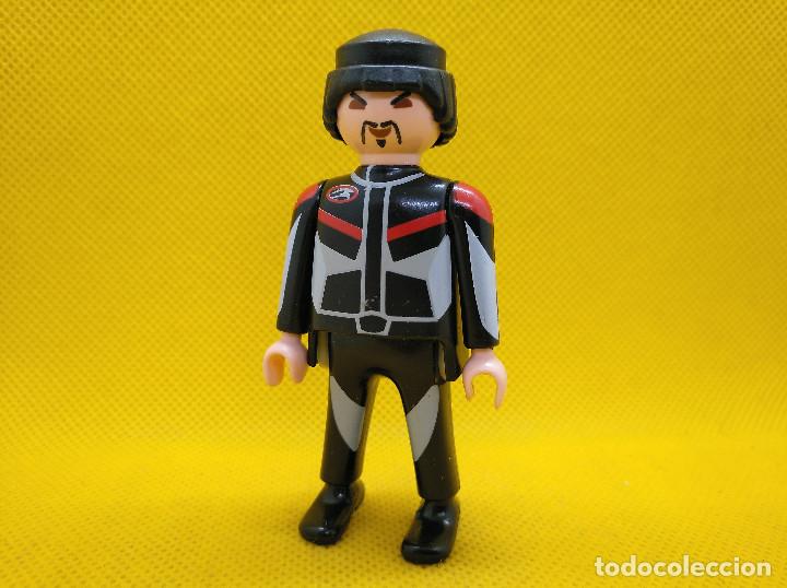 Playmobil: Playmobil Motorista - Foto 1