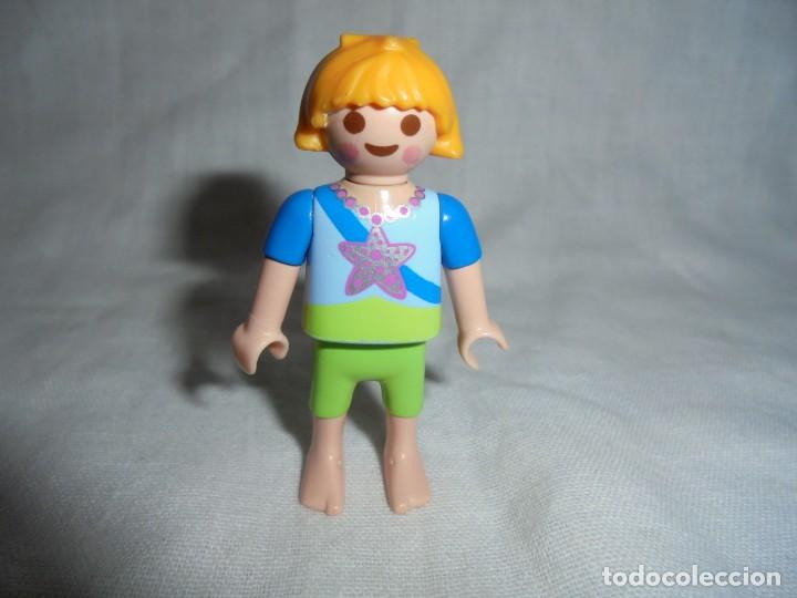 Playmobil: PLAYMOBIL NI&Ntilde;A CAMISA CON ESTRELLA