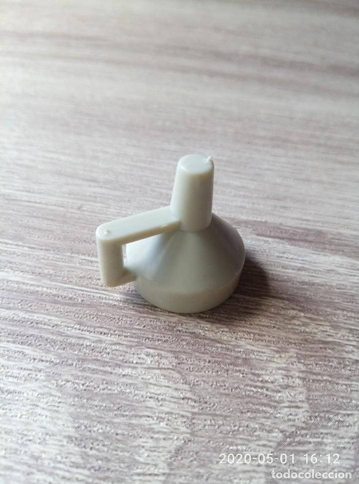 Playmobil: Embudo famobil coches carreras automovil rally taller ciudad carrtera