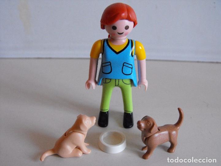 Playmobil: Playmobil. Cuidadora de perros. - Foto 1