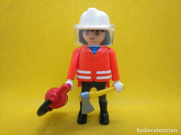 Playmobil: Playmobil Bombero con extintor y hacha - Foto 1