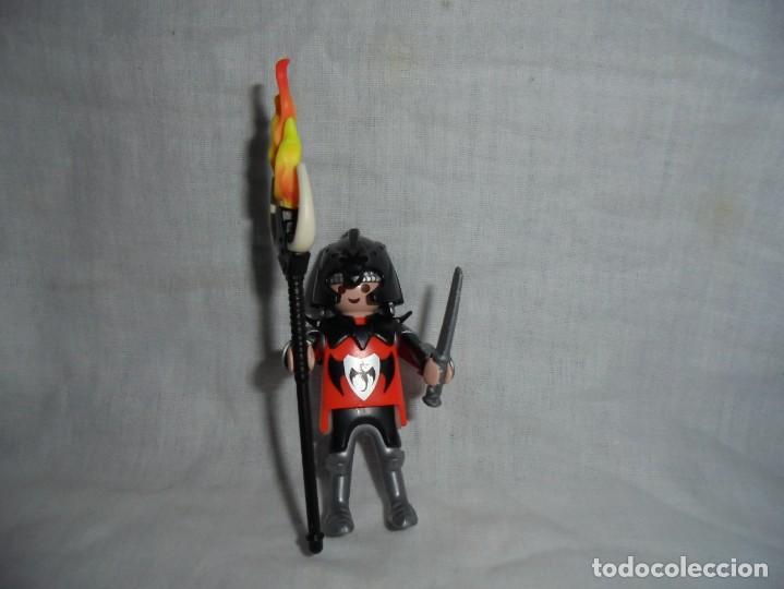 Playmobil: PLAYMOBIL SOLDADO MEDIEVAL - Foto 2