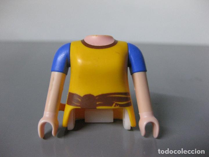 Playmobil: playmobil cuerpo chica pirata y 2 brazos manga corta azul recambio -pinza no incluida- CUE1