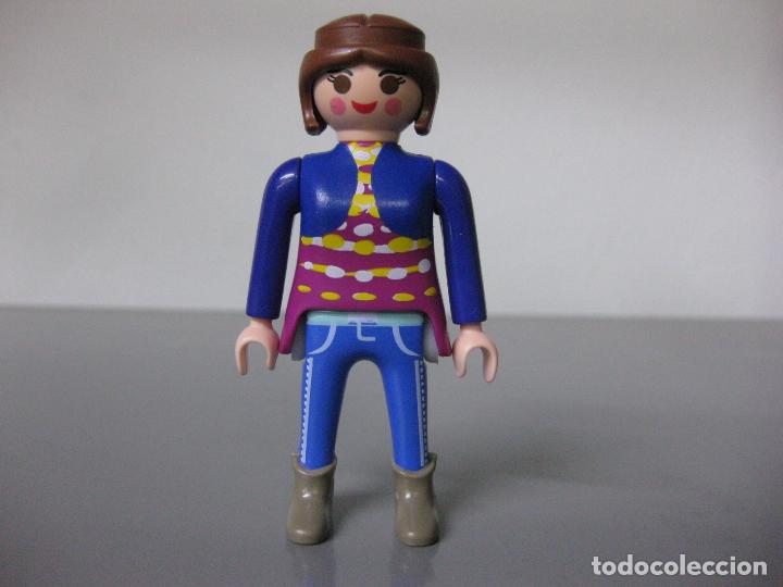 Playmobil: PLAYMOBIL figura mujer ciudad jeans CON BOTINES M11