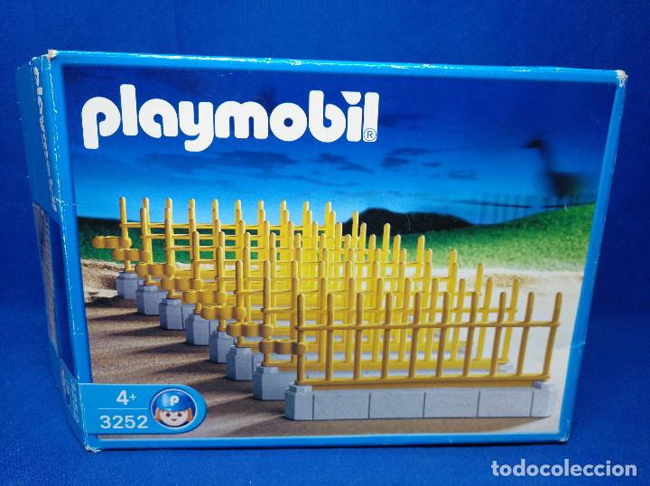Playmobil: Playmobil Conjunto de 8 vallas de zoo REF 3252
