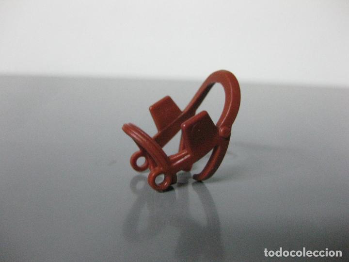 Playmobil: PLAYMOBIL bocado apero caballo segunda generaci&oacute;n con tapa ojos diligencia
