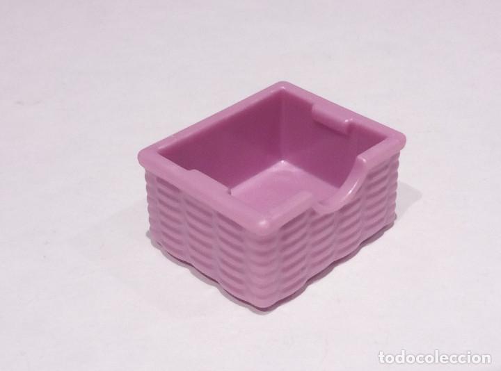 Playmobil: Playmobil - Cajon Mimbre Color Rosa