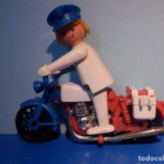 Playmobil: FAMOBIL - CLICK BLANCO FIGURA + MOTO, CICLOMOTOR, MOTOCICLETA - 1974, 1976 GEOBRA. Lote 228058935