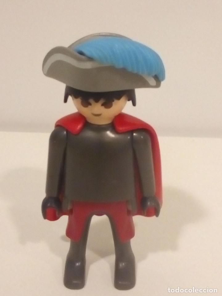 Playmobil: playmobil.