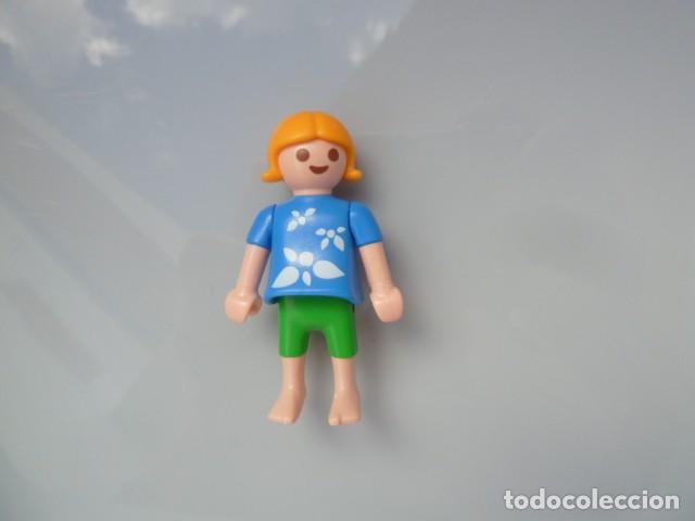 Playmobil: Ni&ntilde;a rubia Playmobil - Foto 1