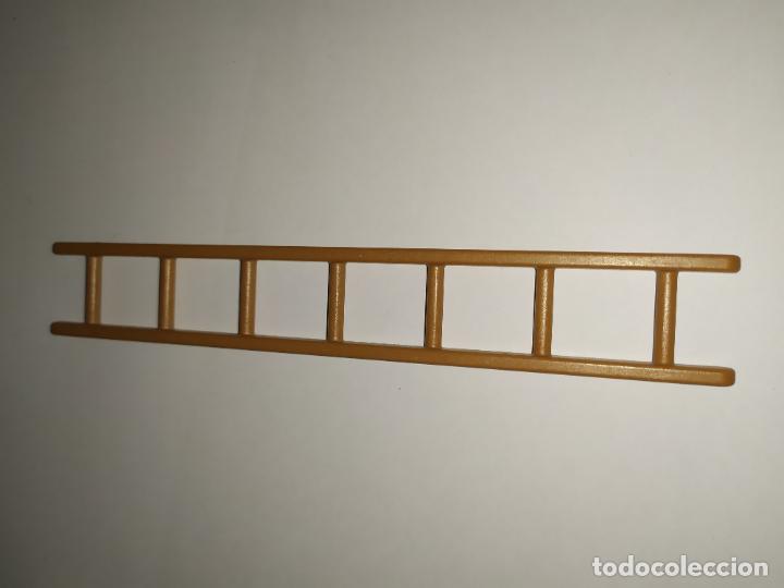 Playmobil: PLAYMOBIL ESCALERA 7 PELDA&Ntilde;OS MARRON CLARO 3243 4133 4142 4439 4460 4866 5120 5222 5765 5863