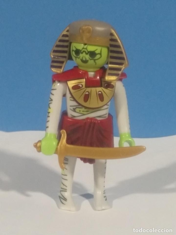 Playmobil: PLAYMOBIL MOMIA CON ESPADA - 2/2/21 - Foto 1