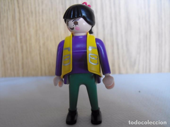Playmobil: PLAYMOBIL. Figura de mujer. - Foto 1
