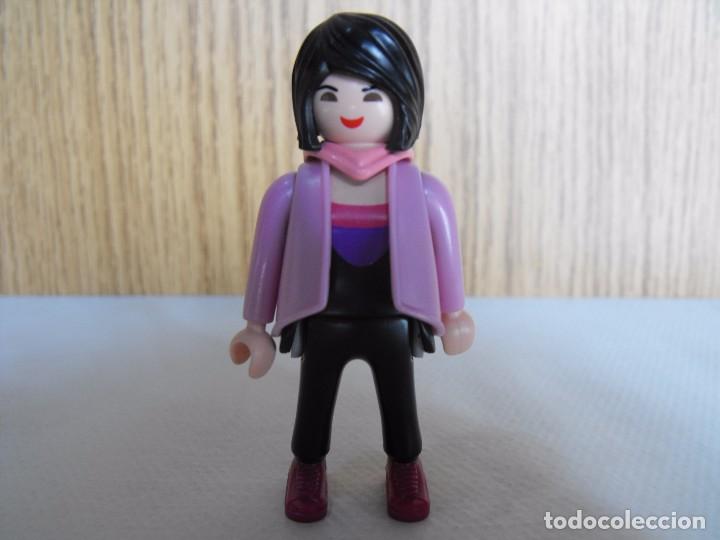 Playmobil: PLAYMOBIL. Figura de mujer.
