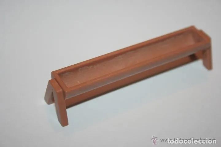 Playmobil: Playmobil Comedero Marr&oacute;n Bebedero Abrevadero Vintage Madera Animal Medieval 3412 3638