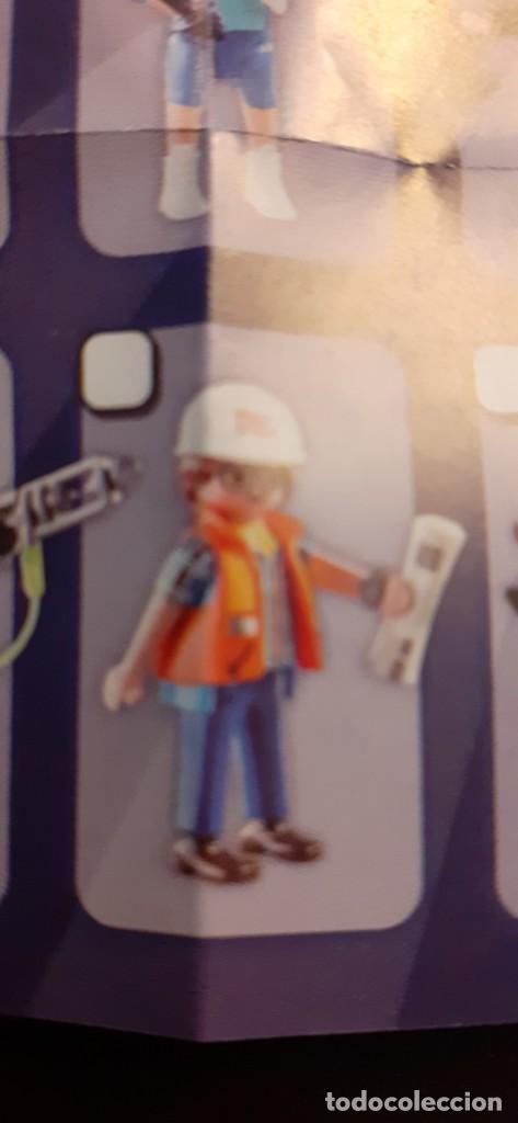 Playmobil: SERIE 18 FIGURA CHICOS ENCARGADO DE OBRA OPERARIO NUEVA EN SU BOLSA