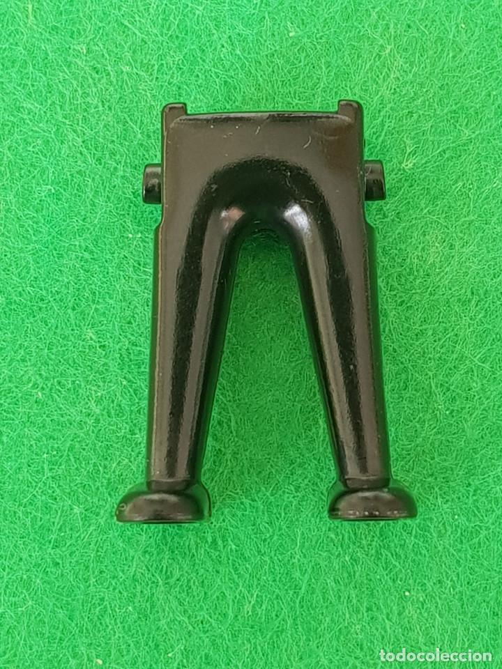 Playmobil: Playmobil piernas medievales negras ciudad victoriano piratas vikingos romanos egipcios polic&iacute;as