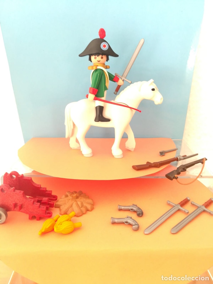 Playmobil: Soldado en caballo y armas