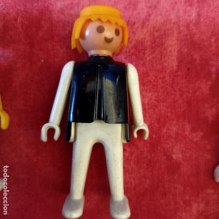 Playmobil: Click famobil Playmobil manos fijas primera generaci&oacute;n