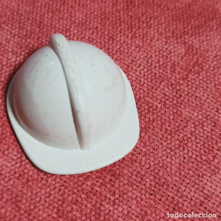 Playmobil: famobil Playmobil casco obrero Rosal&iacute;a