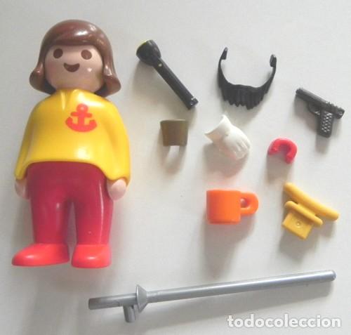 Playmobil: LOTE DE PIEZAS Y MU&Ntilde;ECO PLAYMOBIL - JUGUETE - PISTOLA TAZA LANZA LINTERNA BARBA GUANTE PU&Ntilde;O - PIEZA