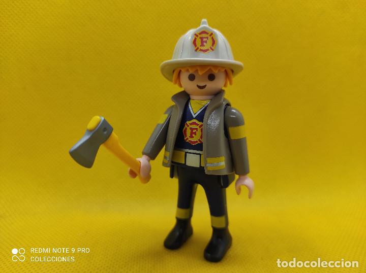 Playmobil: Playmobil Bombero con hacha - Foto 1