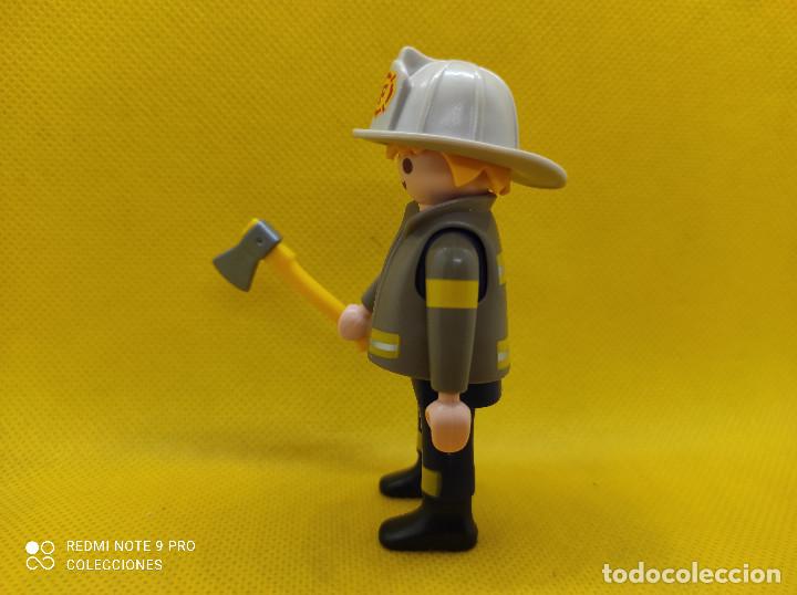 Playmobil: Playmobil Bombero con hacha - Foto 2