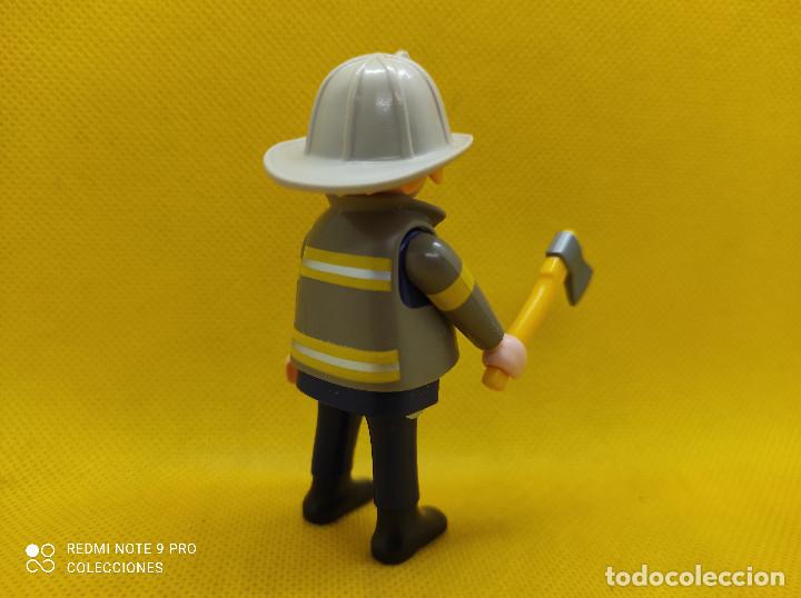 Playmobil: Playmobil Bombero con hacha - Foto 3
