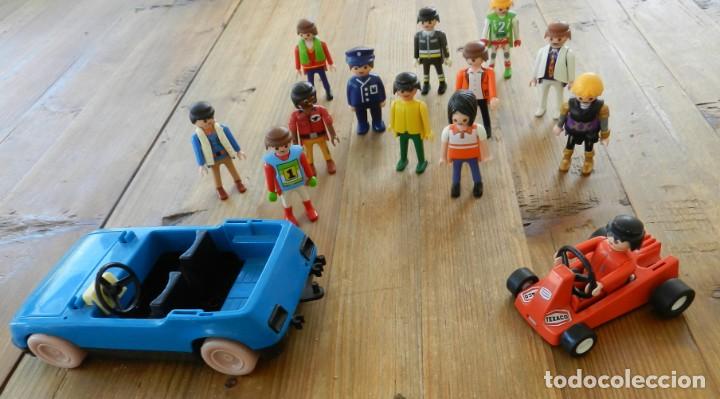 Playmobil: ANTIGUO LOTE DE COCHES Y MU&Ntilde;ECOS DE FAMOBIL, HAY UN MU&Ntilde;ECO TAMBIEN DE PLAYMOBIL, LOS COCHES SON DE L
