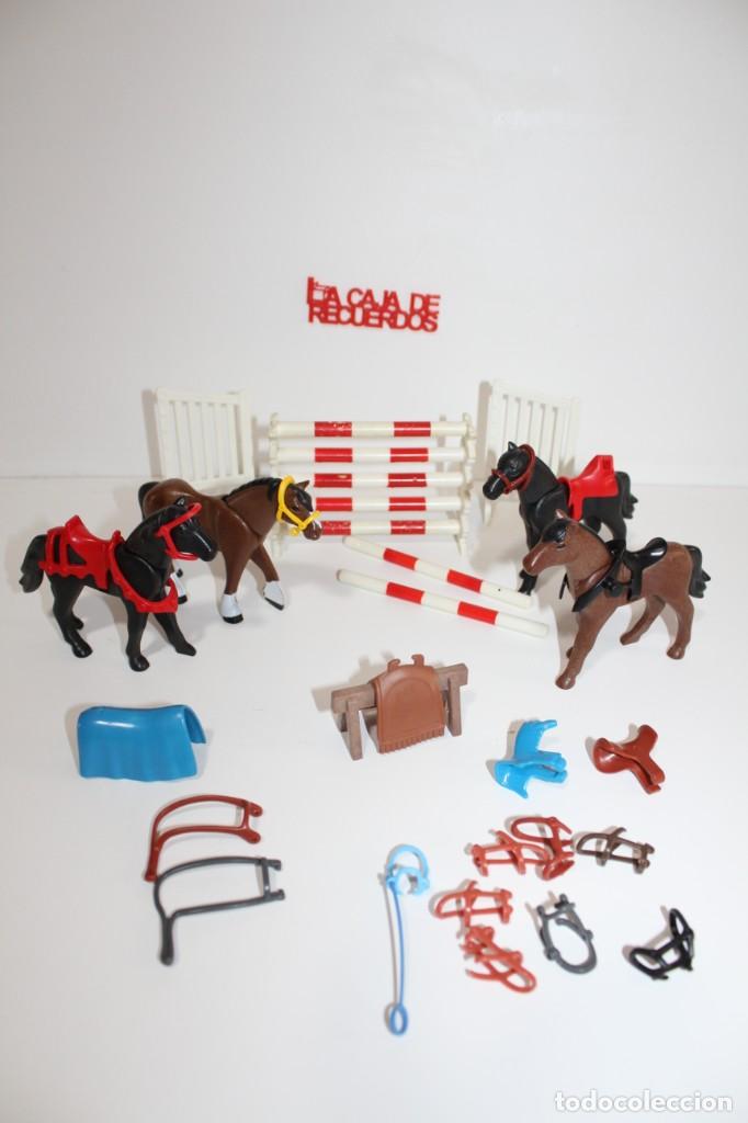 Playmobil: PLAYMOBIL VALLAS HIPICA CON CABALLOS Y COMPLEMENTOS