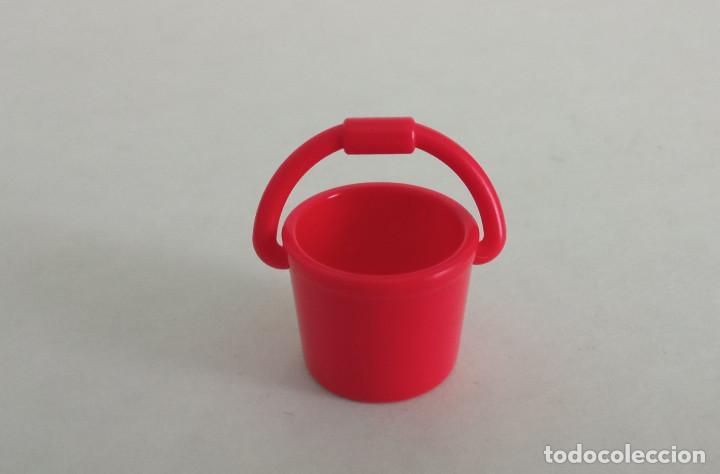 Playmobil: Playmobil - Cubo, Herrada Color Rojo