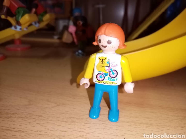 Playmobil: Playmobil ni&ntilde;a pelirroja bicicleta osito city