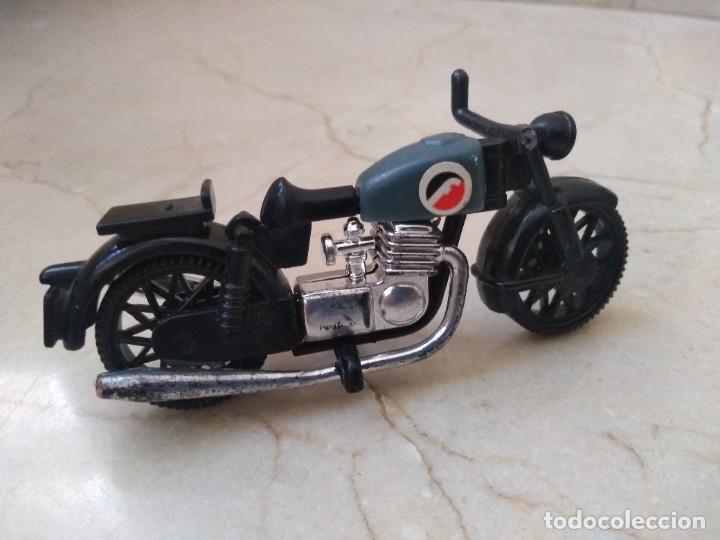 Playmobil: Moto famobil a&ntilde;o 1976. Anterior a playmobil