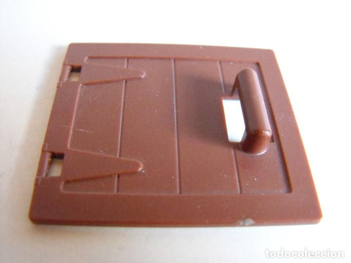 Playmobil: PLAYMOBIL. Puerta de acceso a desv&aacute;n. - Foto 1