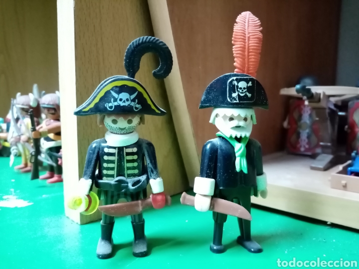 Playmobil: Playmobil piratas sombrero calavera pluma cuchillo vaso pa&ntilde;uelo cinturon lote pa&ntilde;uelo pu&ntilde;os barba
